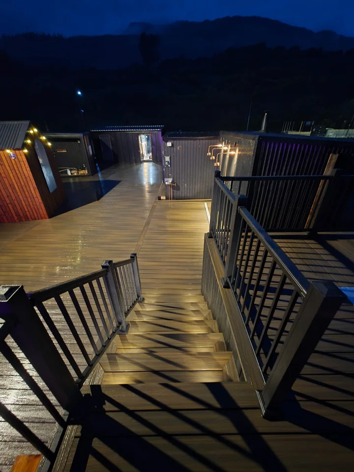 Balustrades define the change in level.